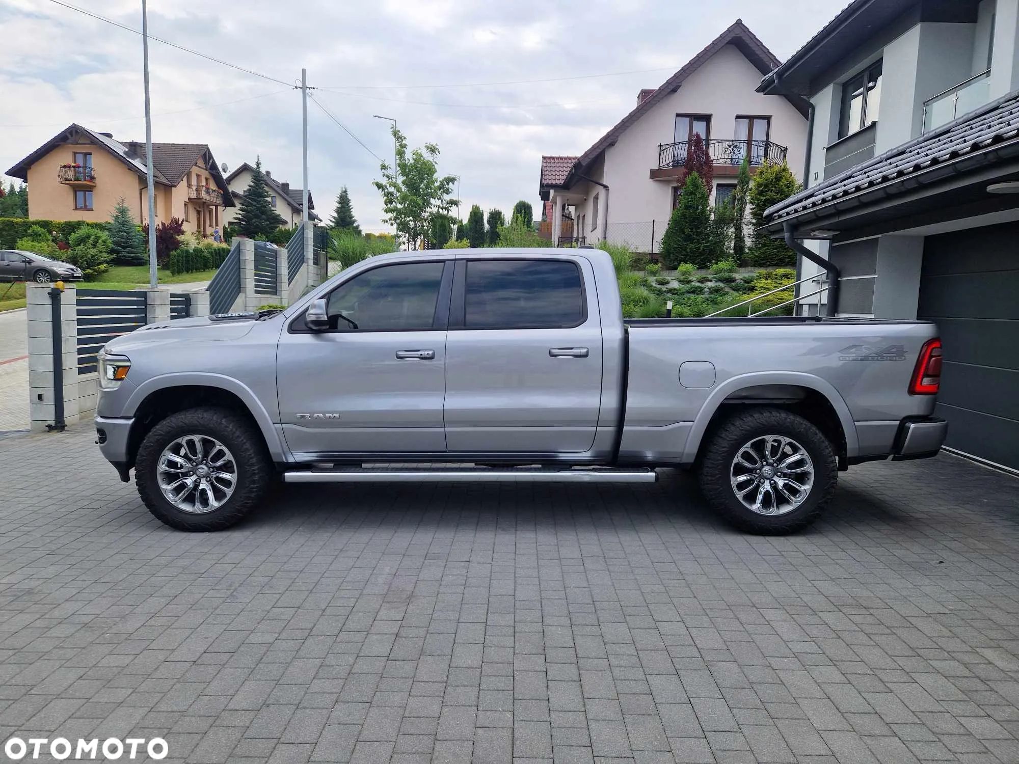 Dodge RAM 1500 5.7 4x4 - 4