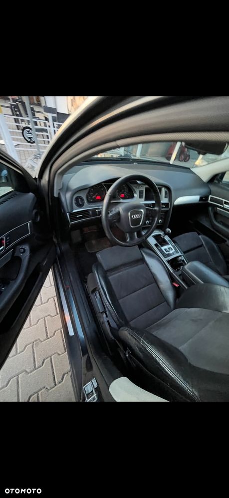 Audi A6 Limousine 3.2 FSI - 8