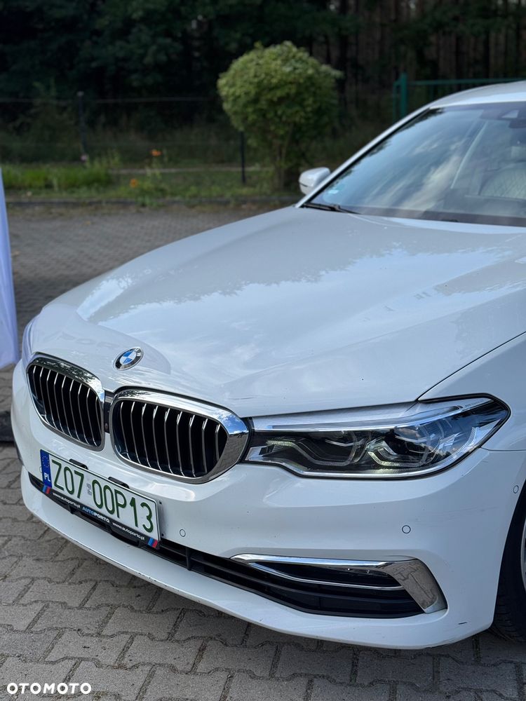 BMW Seria 5 530d Luxury Line sport - 2
