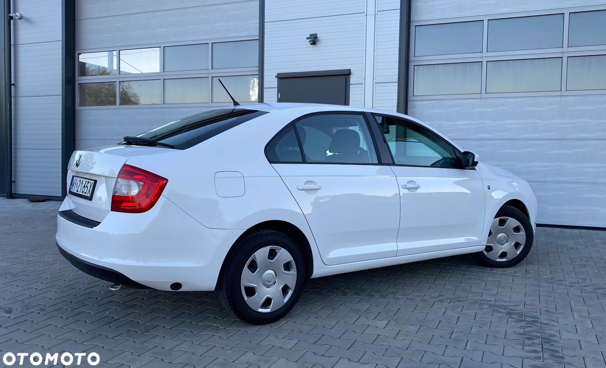 Skoda RAPID - 18