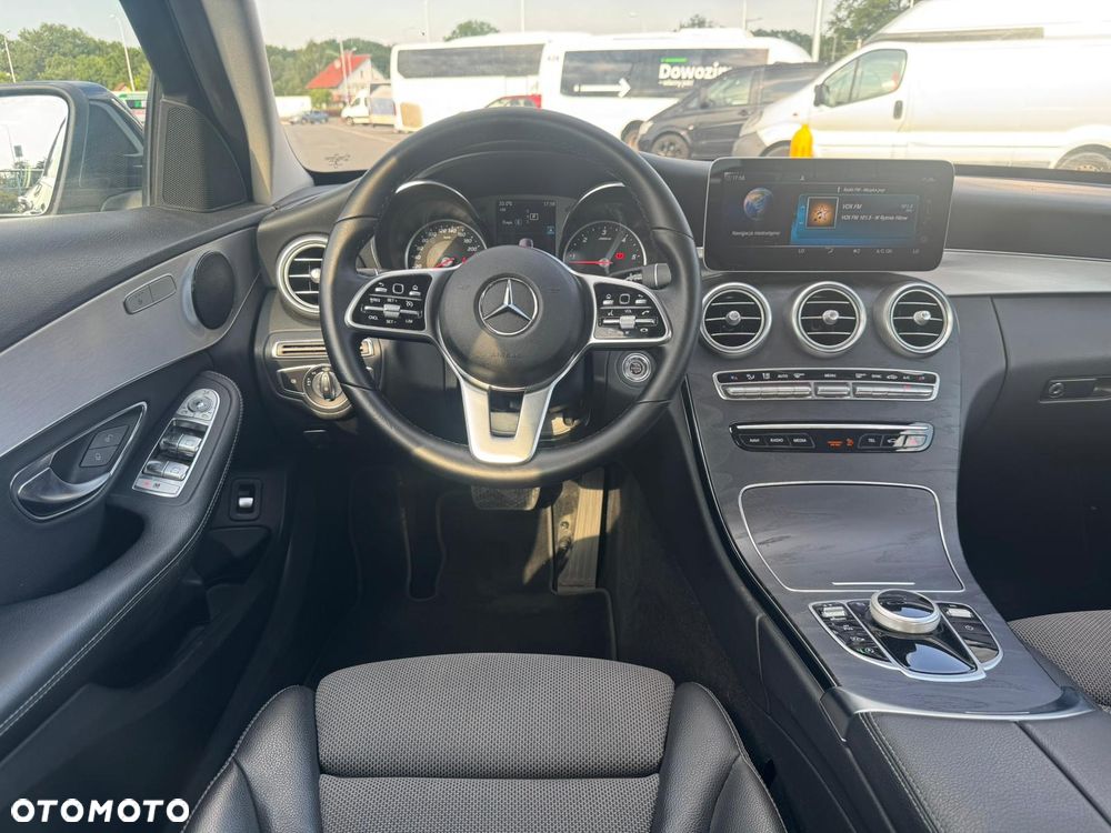 Mercedes-Benz Klasa C 180 d 9G-TRONIC - 22