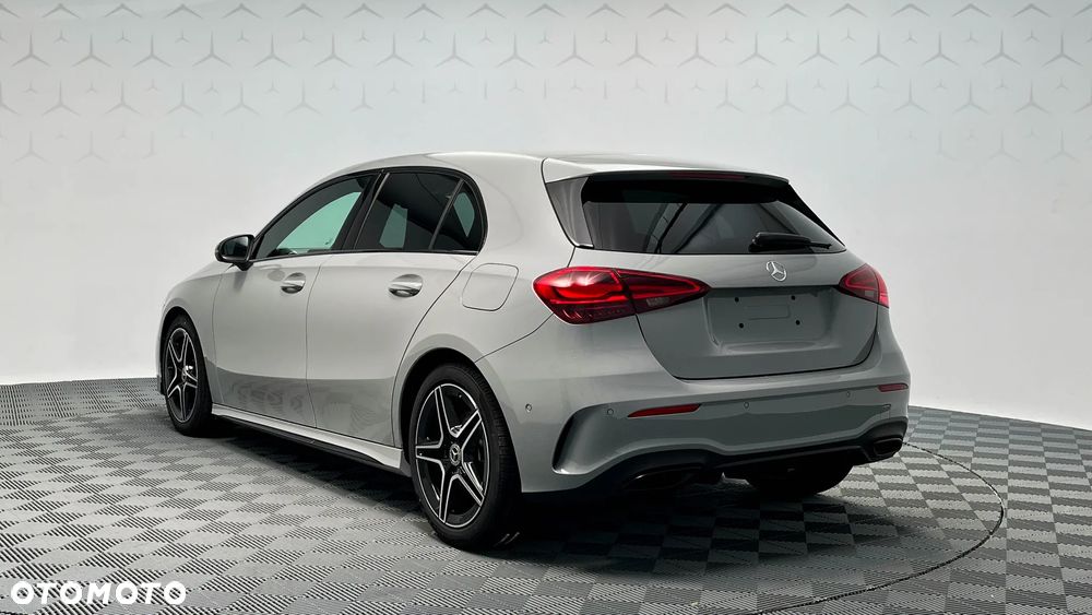 Mercedes-Benz Klasa A 220 4-Matic AMG Line 8G-DCT - 5