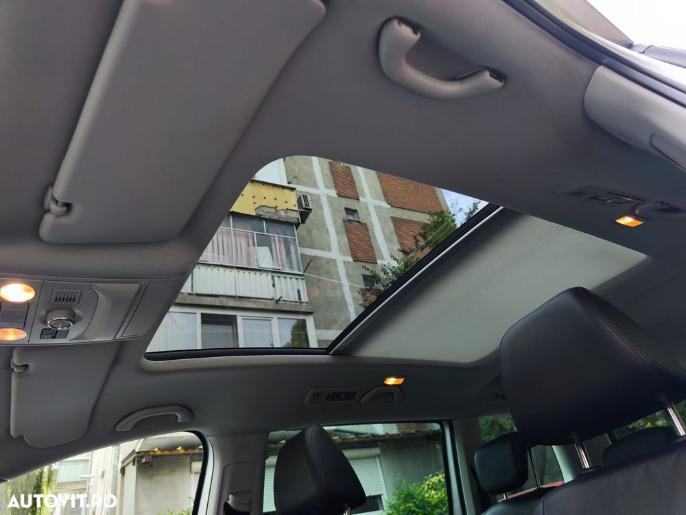 Volkswagen Sharan 2.0 TDI DSG BlueMotion Technology Highline - 10