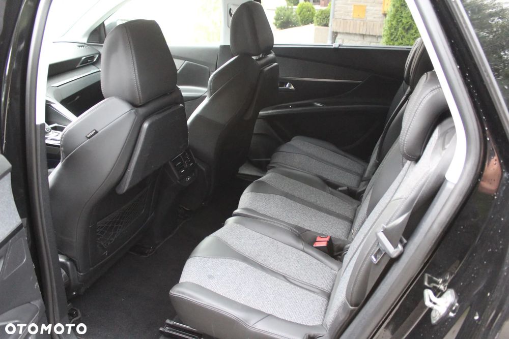 Peugeot 5008 - 22
