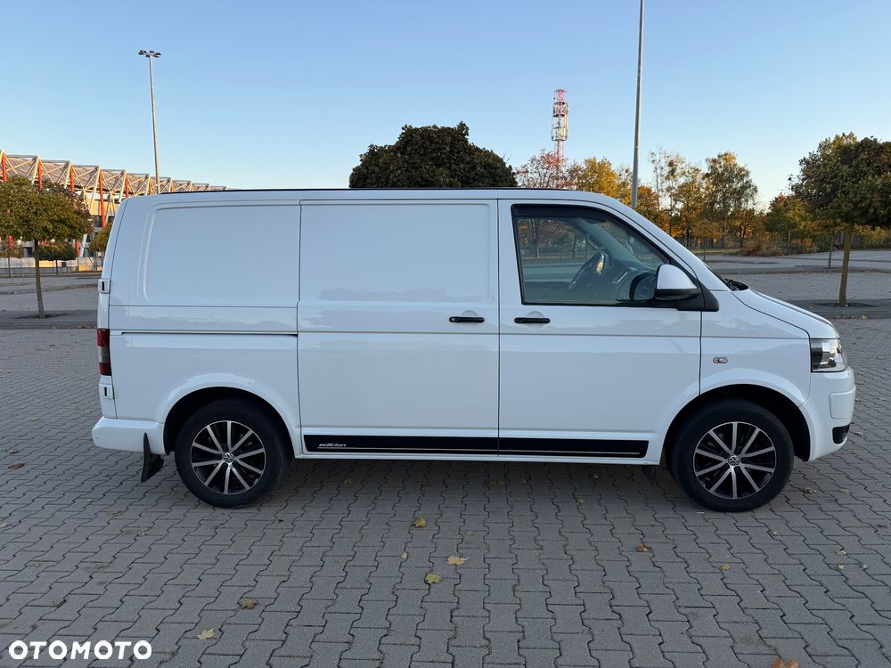 Volkswagen Transporter - 4