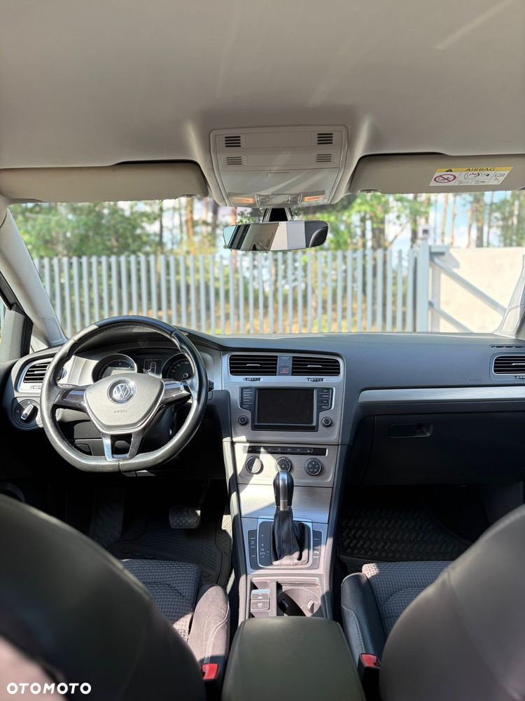 Volkswagen Golf 1.6 TDI BlueMotion Technology DSG Lounge - 2