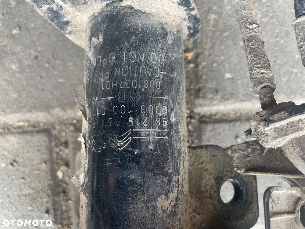 ZWROTNICA AMORTYZATOR LEWY PRAWY  CITROEN  JUMPY III PEUGEOT EXPERT III - 4