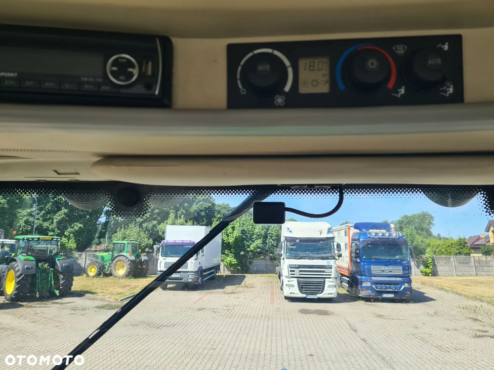 John Deere 6820, TLS - 9