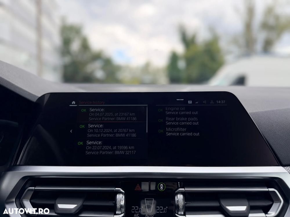BMW M2 M240i xDrive AT - 24
