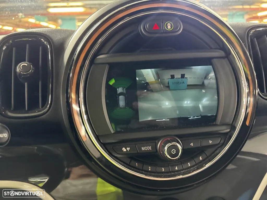 MINI Countryman Cooper SE ALL4 Auto - 12