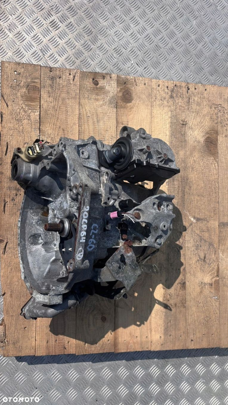 SKRZYNIA BIEGÓW OPEL CORSA C 1.0 55355489 649354685 - 2