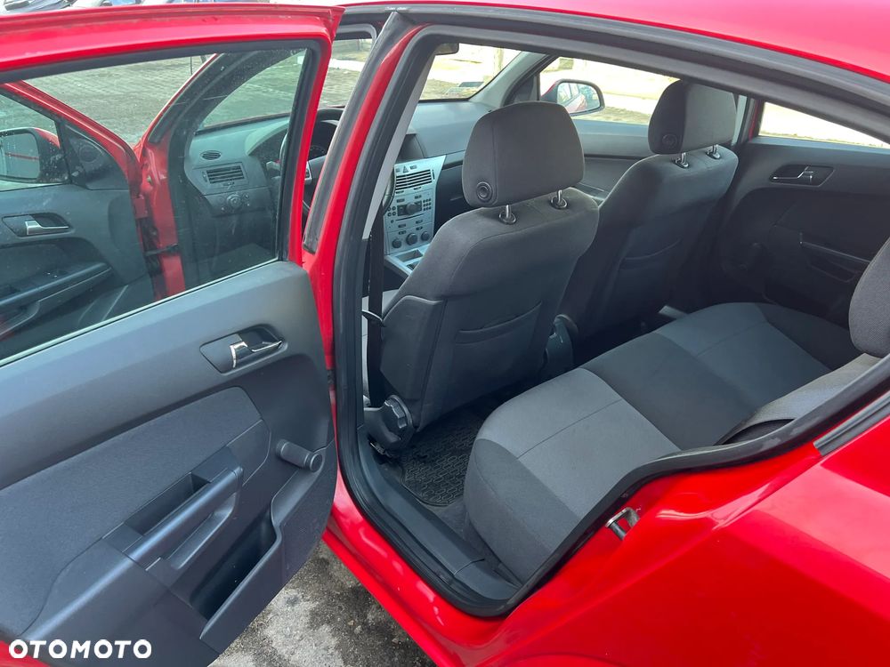 Opel Astra 1.6 - 12