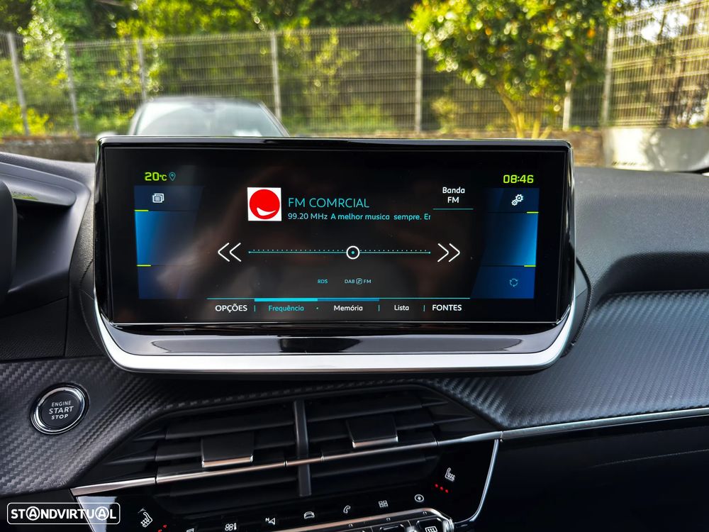 Peugeot e-208 Allure - 26