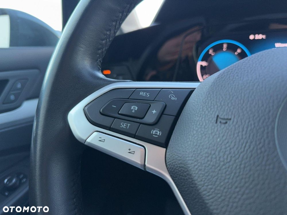 Volkswagen Golf Variant - 16