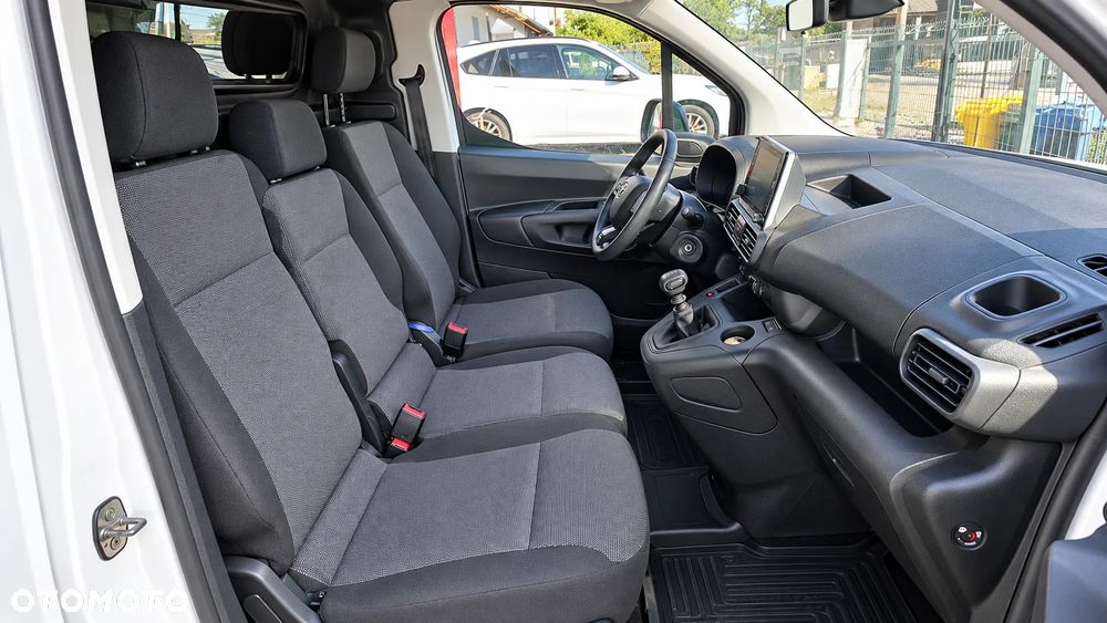 Toyota Proace city - 16