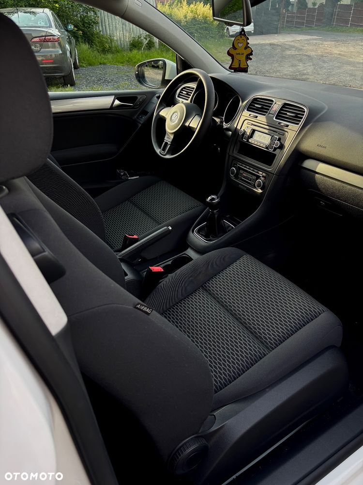 Volkswagen Golf 1.6 Trendline - 6