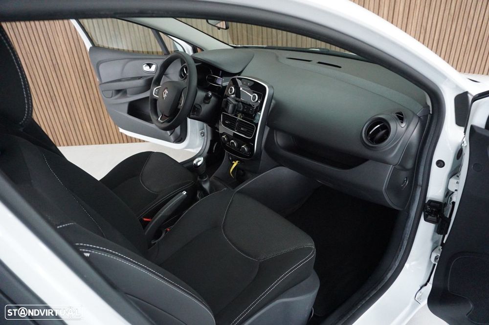 Renault Clio 1.5 dCi Zen - 12