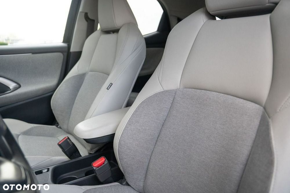Toyota Yaris Hybrid 1.5 Selection Elegant - 18