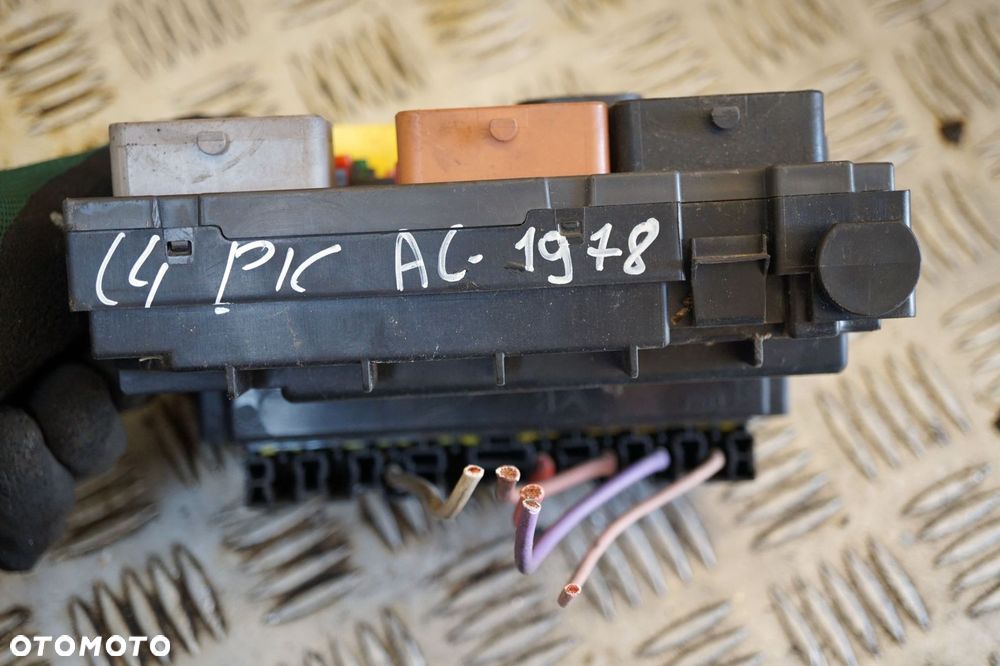 SKRZYNKA BEZPIECZNIKÓW C4 PICASSO I 1.6 HDI 9675877980 BSM R02 CITROEN 2006-2010 - 6