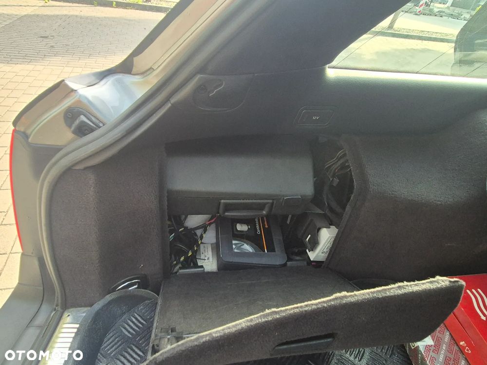 Audi A6 Allroad - 34
