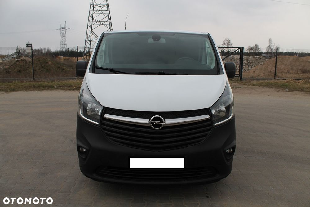 Opel Vivaro - 8