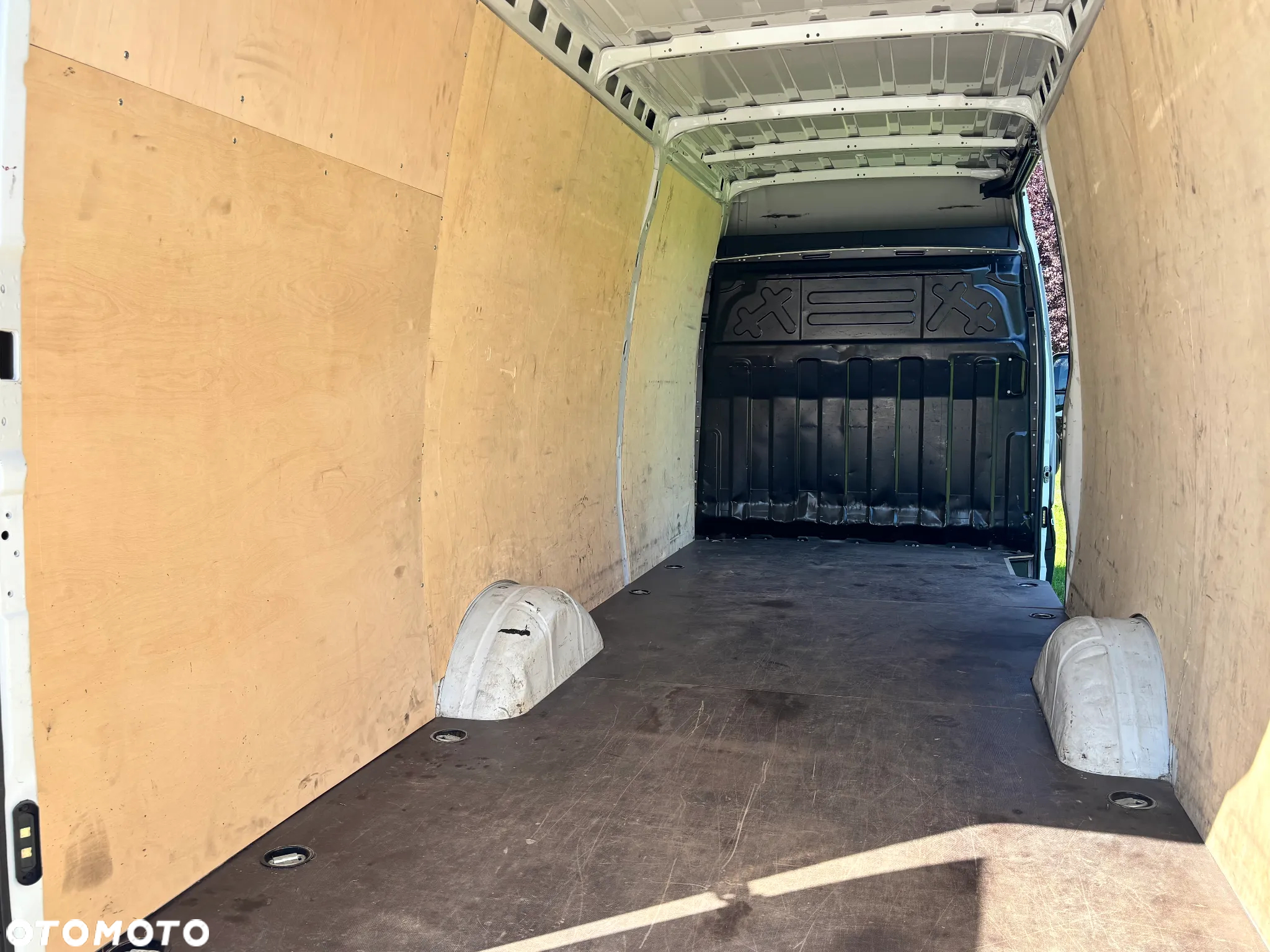 Iveco 35S16 - 11