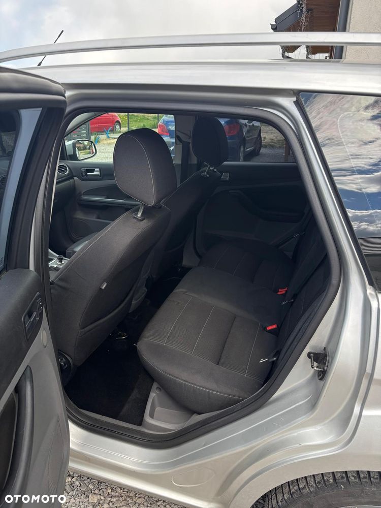 Ford Focus - 8