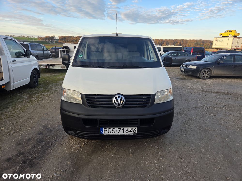 Volkswagen Transporter - 2