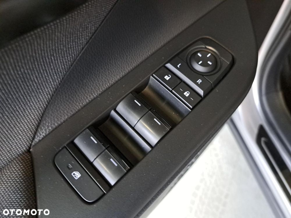 Toyota C-HR 1.8 Hybrid Comfort - 32