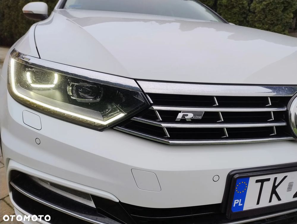 Volkswagen Passat 2.0 TDI SCR Comfortline - 9