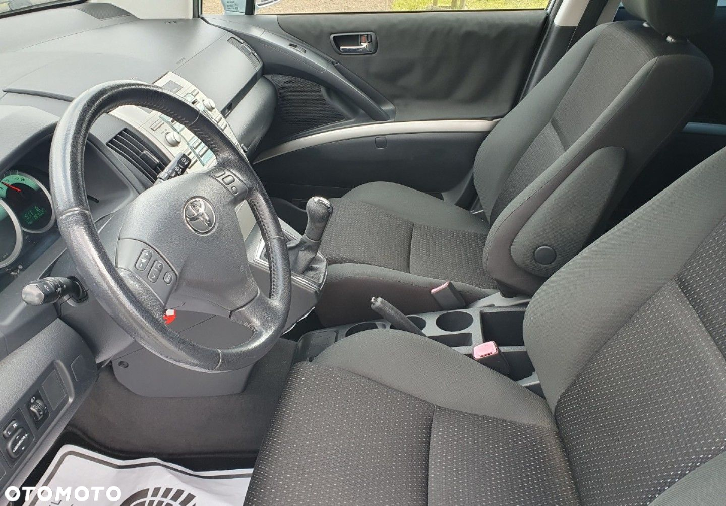 Toyota Corolla Verso - 23