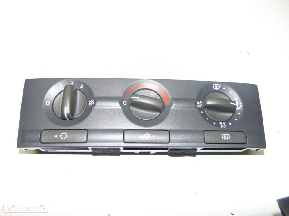 Volvo V40 e S40 - painel de comando da chaufagem - 1