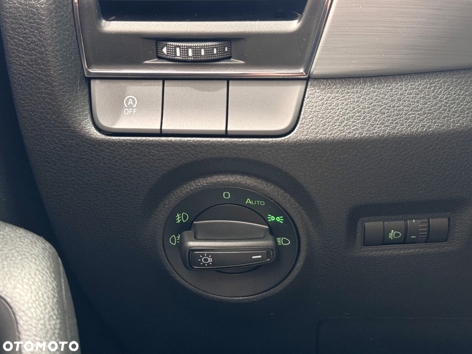 Skoda Fabia 1.0 Ambition - 22