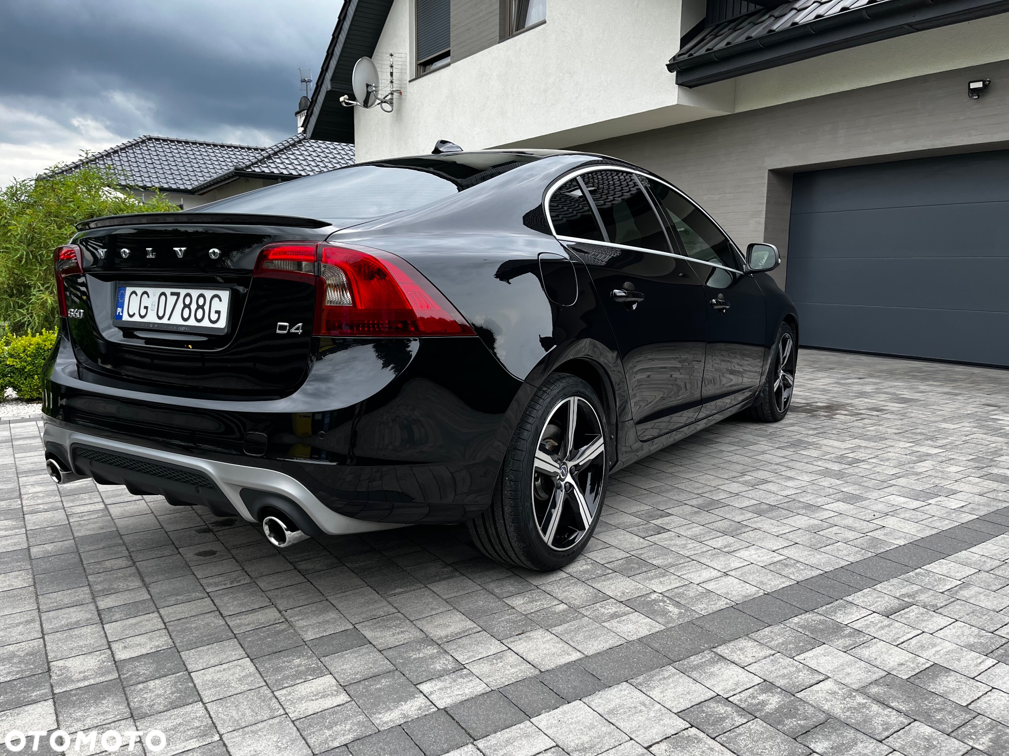 Volvo S60 D4 Drive-E R-Design Momentum - 10