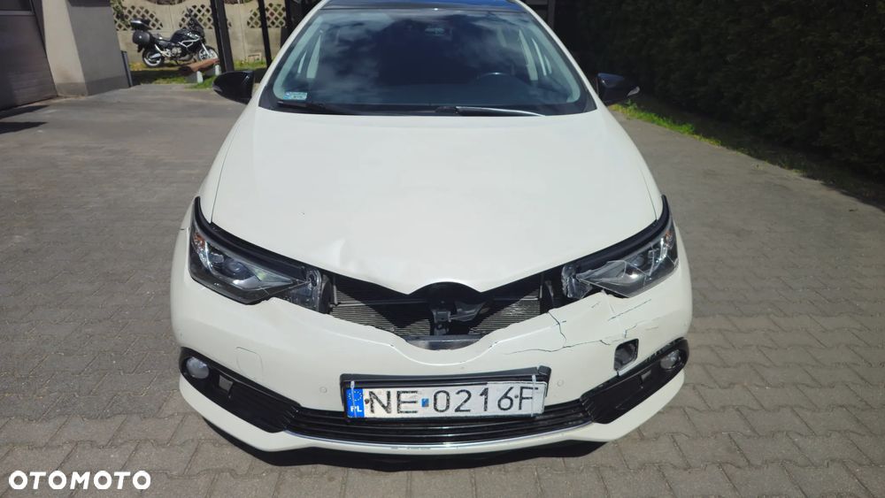 Toyota Auris Hybrid 135 Selection - 14
