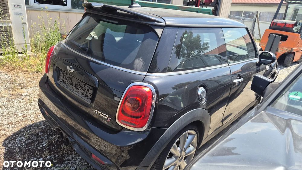 MINI Cooper S Standard - 4