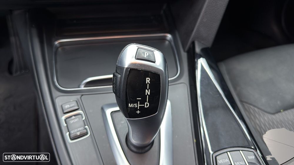 BMW 320 d Advantage Auto - 16