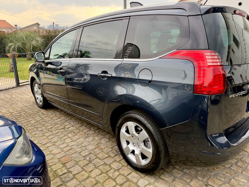 Peugeot 5008 1.6 HDi Executive CMP6 - 4