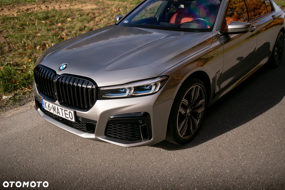 BMW Seria 7 750Ld xDrive sport - 12