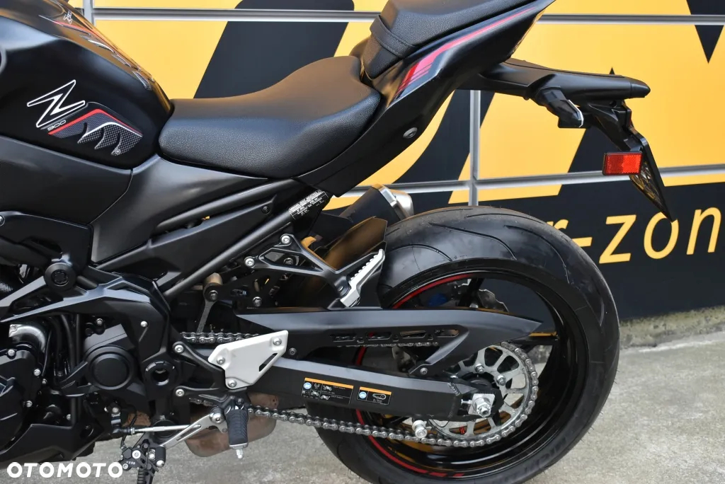 Kawasaki Z - 10