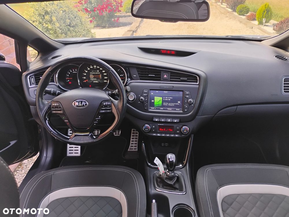 Kia Ceed 1.6 CRDi 136 ISG GT Line - 5