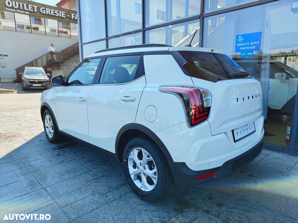 SsangYong Tivoli - 4