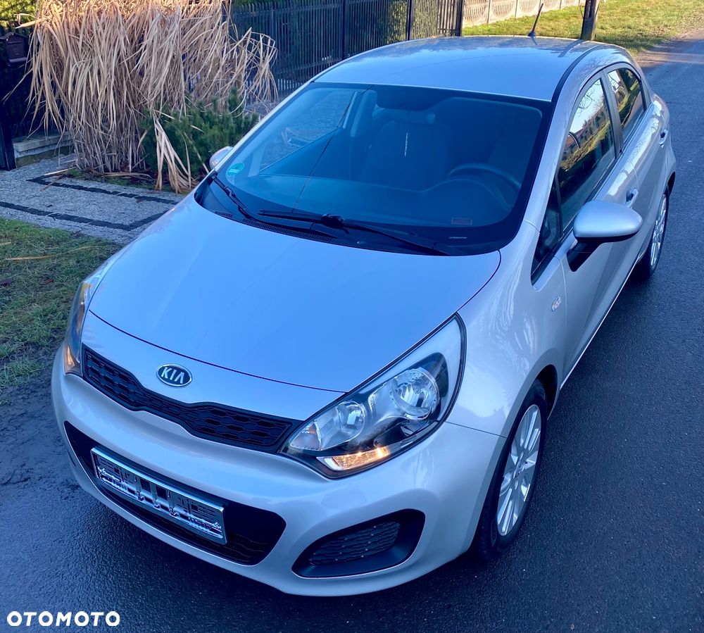 Kia Rio 1.2 Attract - 6