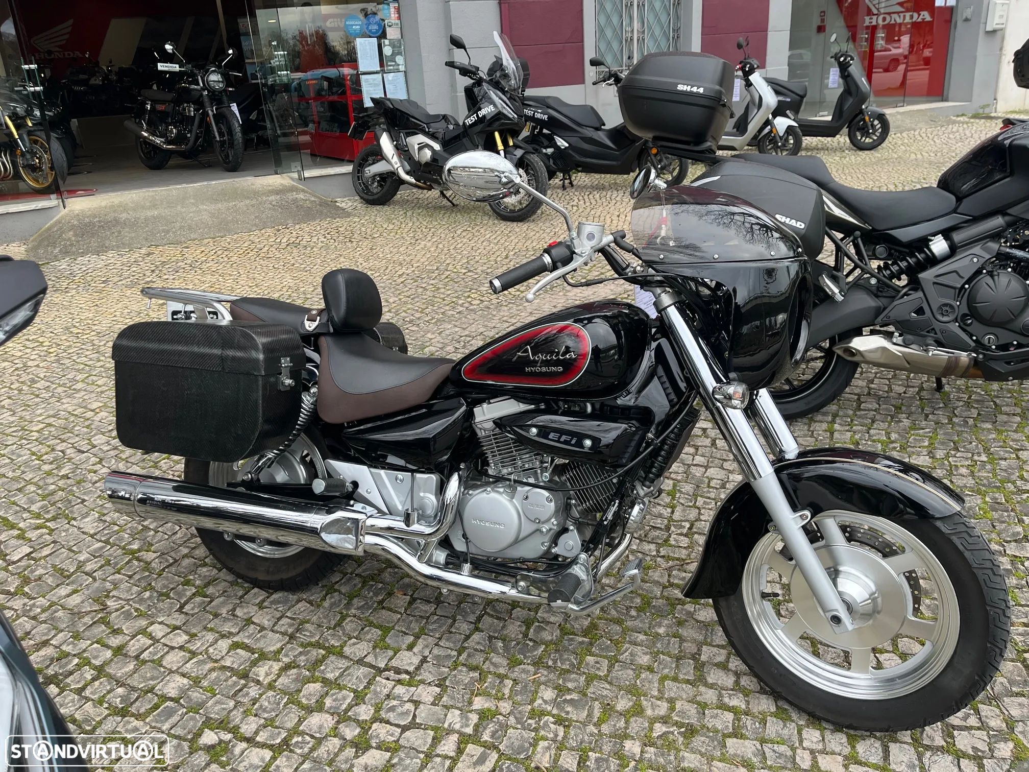 Hyosung Aquila 250 - 1