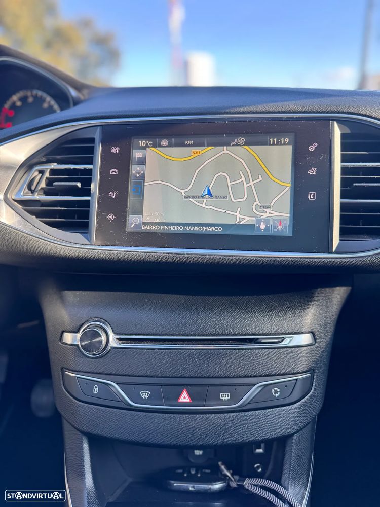 Peugeot 308 SW e-HDi 115 Stop & Start Allure - 18