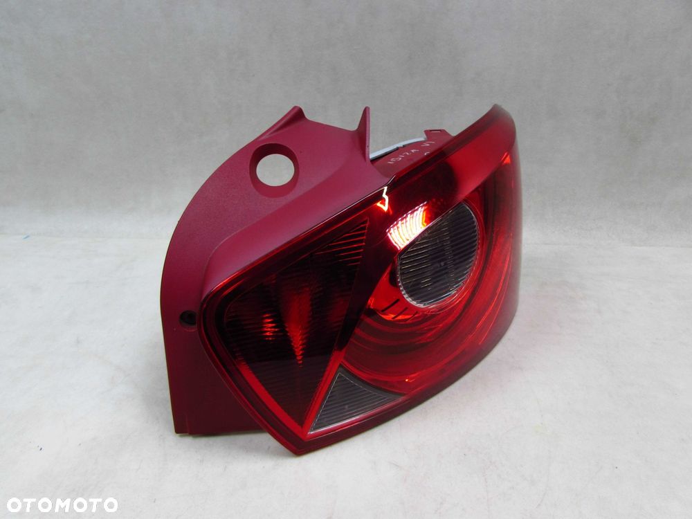 SEAT IBIZA IV HB 5D 08-12 LAMPA TYL PRAWA 6J4945112A - 2