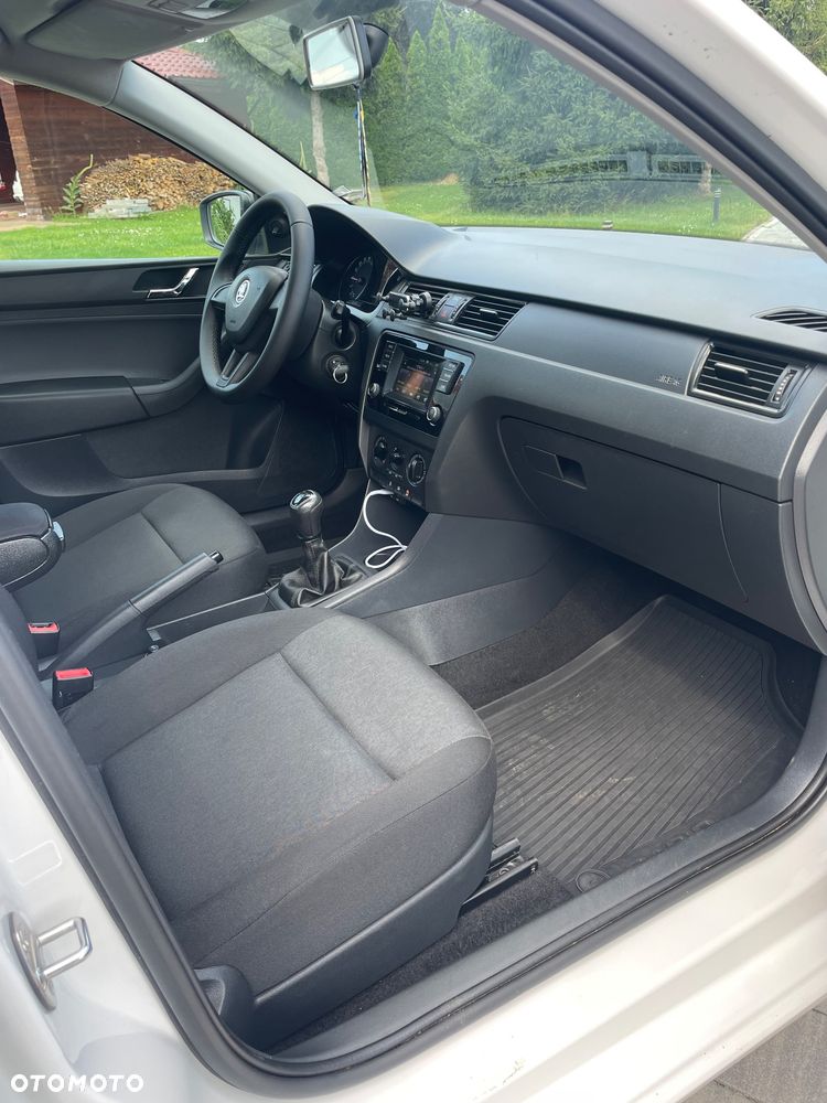 Skoda RAPID 1.4 TDI DPF Active - 8