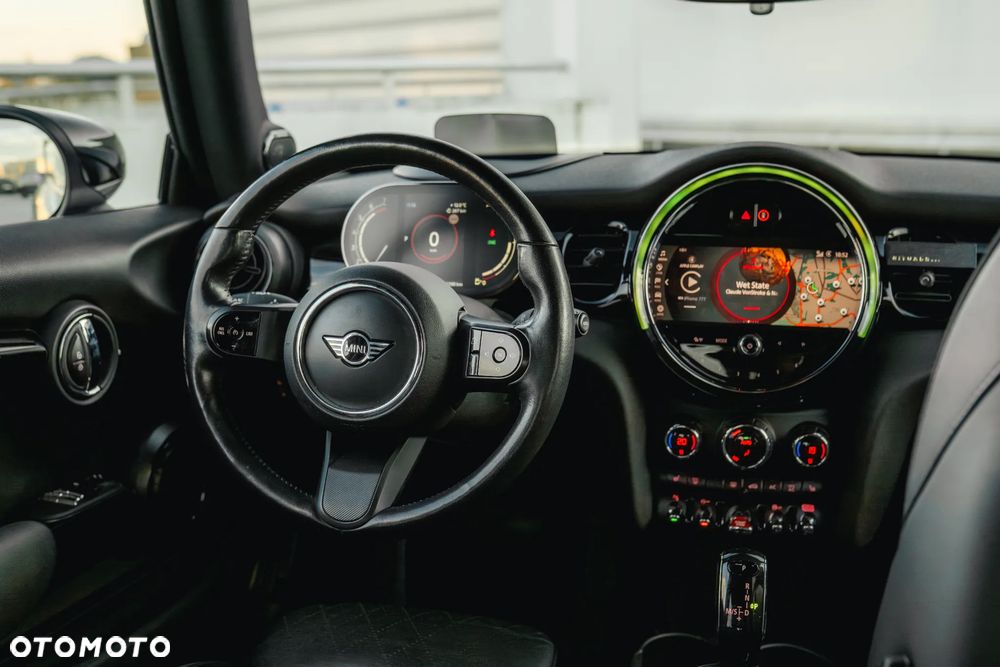 MINI ONE Standard - 15