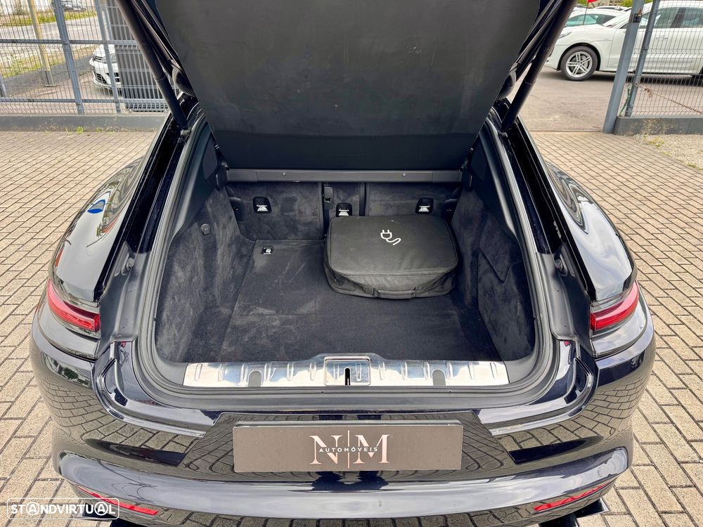 Porsche Panamera 4 E-Hybrid Platinum Edition - 17