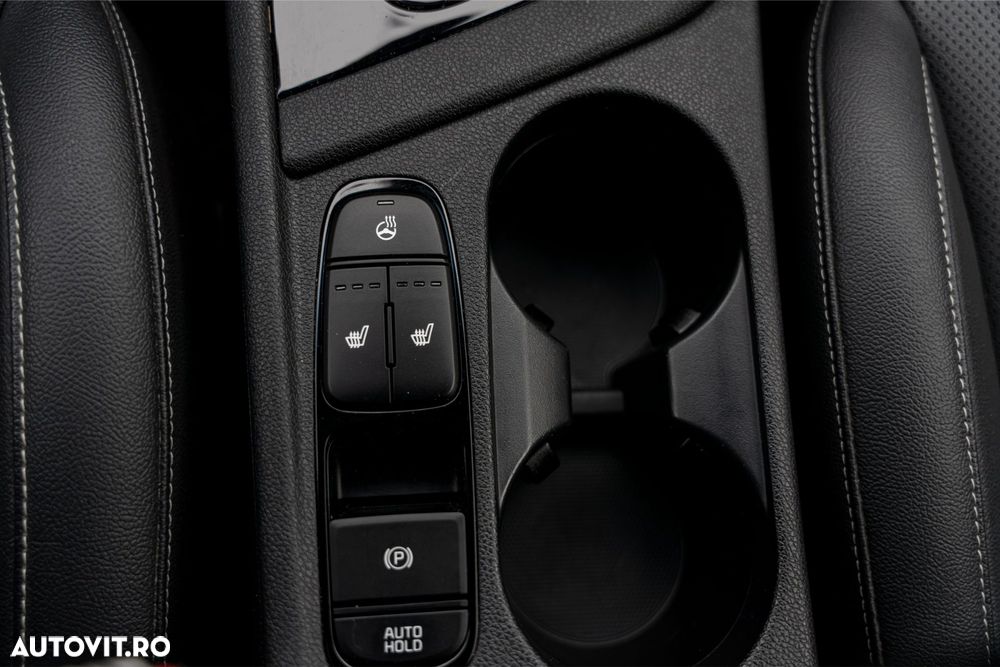 Kia Niro 1.6 GDI HEV 2WD OPF Aut. Vision - 24